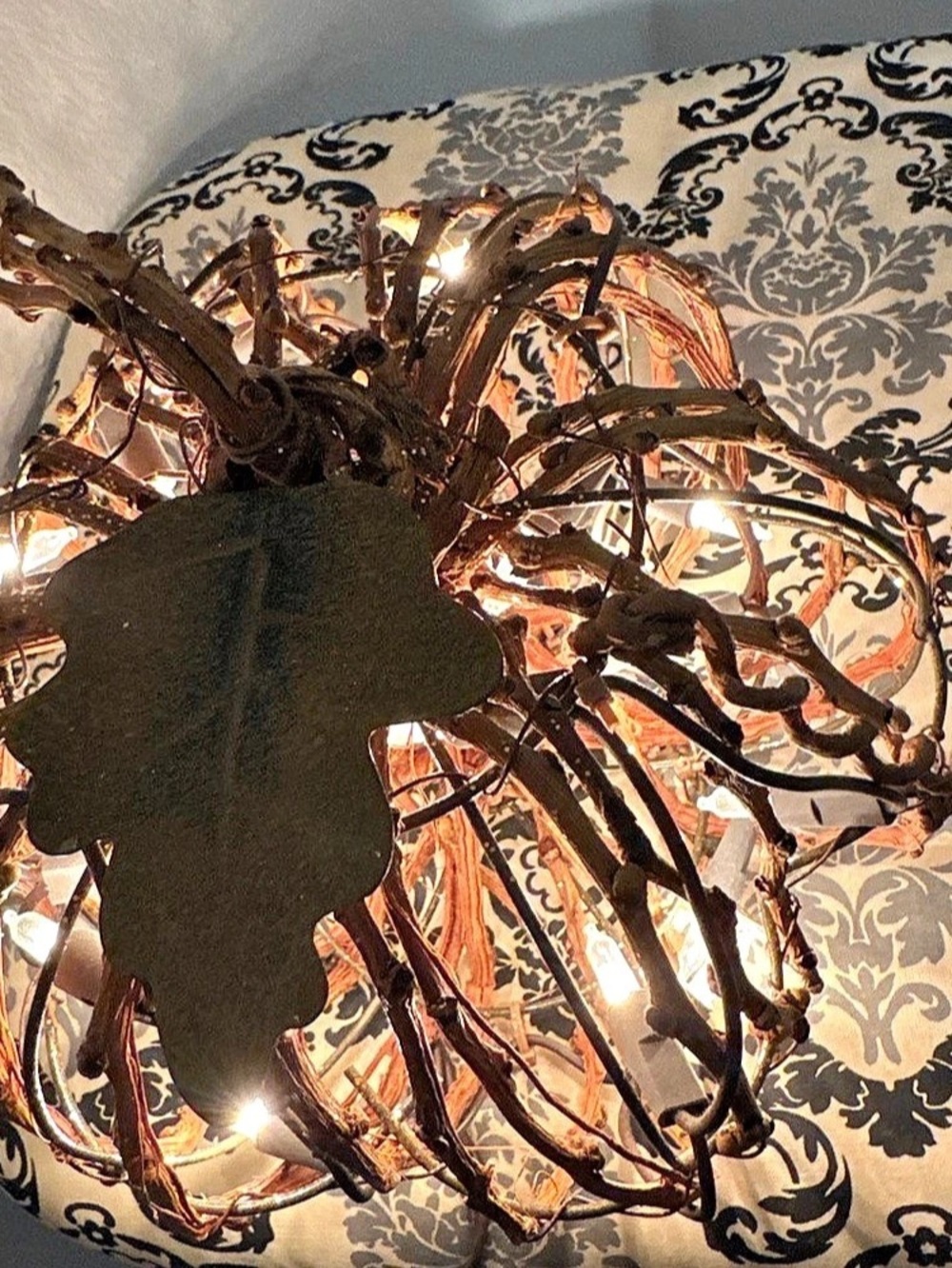 Rustic Illuminated Wire Decor Brown & Gold